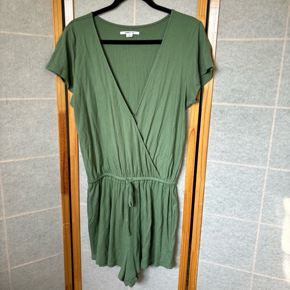 O'Neill Women'sβ Sz Medium Olive Green Short Sleeve Romper RIbbed Beach Brunch
